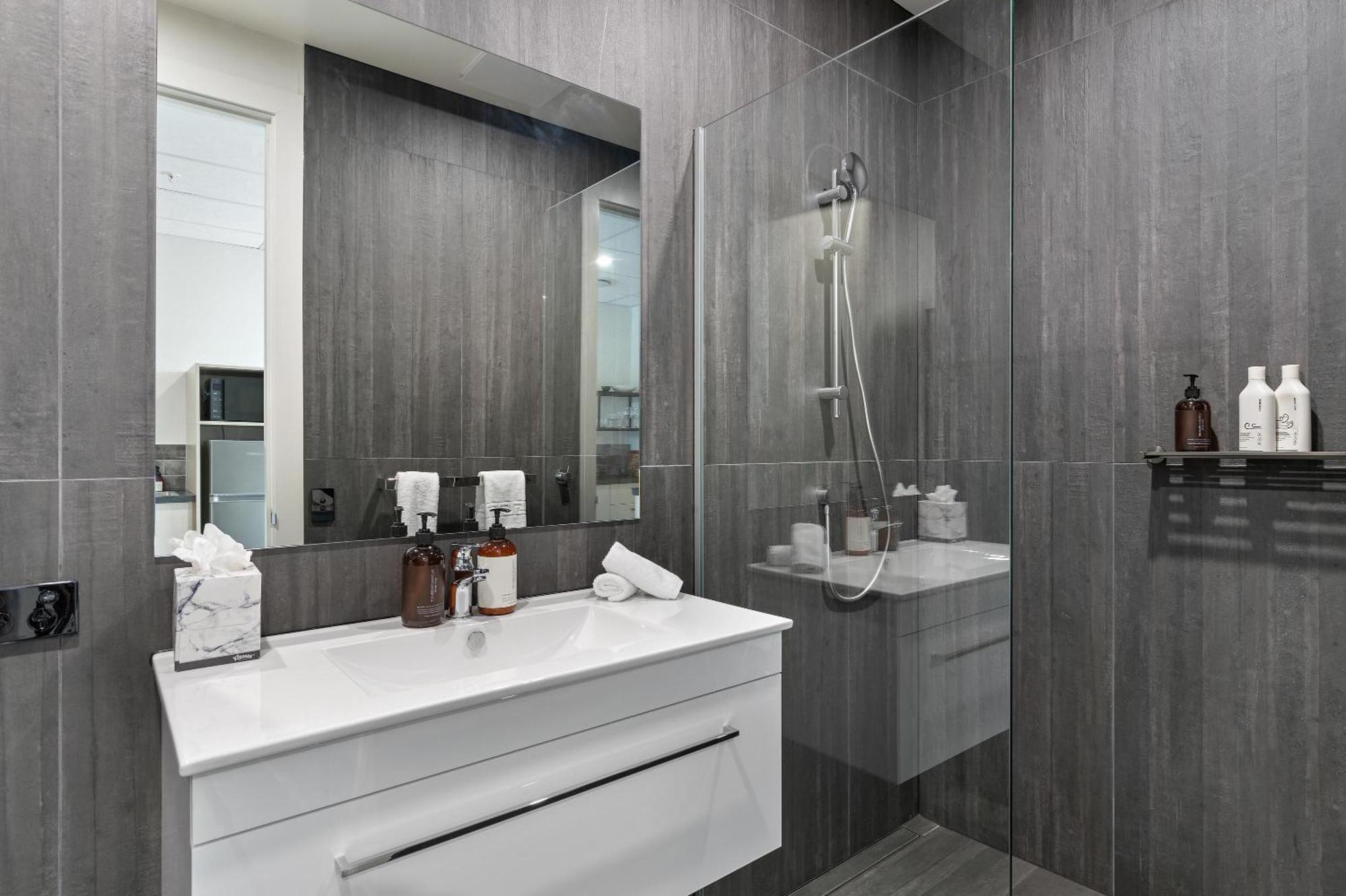 קווינסטאון 12Th Avenue Suites מראה חיצוני תמונה